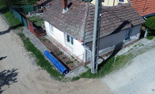 Description of image