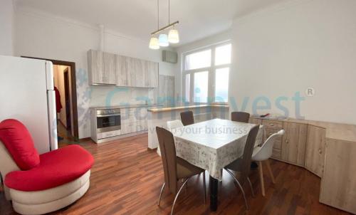 Description of image