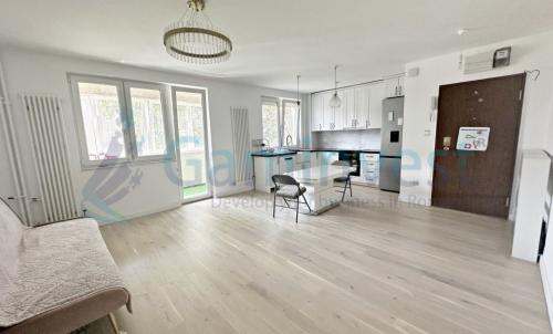 Description of image