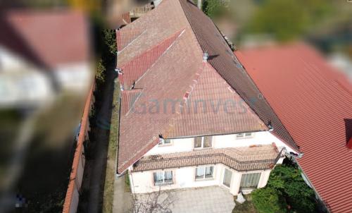 Description of image