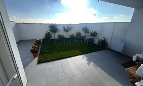 Description of image