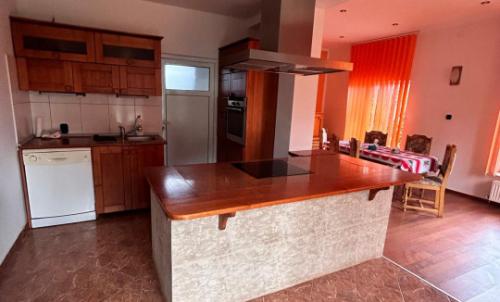 Description of image