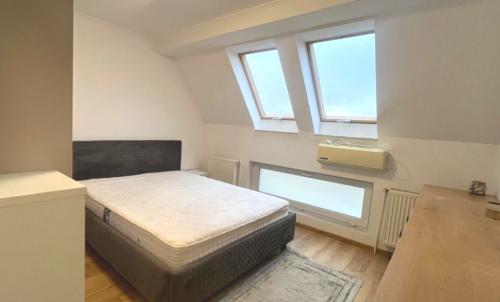 Description of image