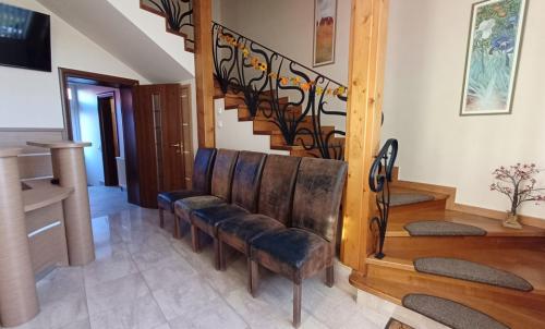 Description of image