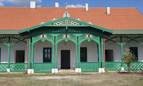 Description of image