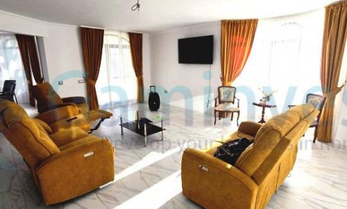 Description of image