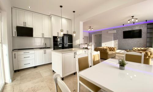 Description of image