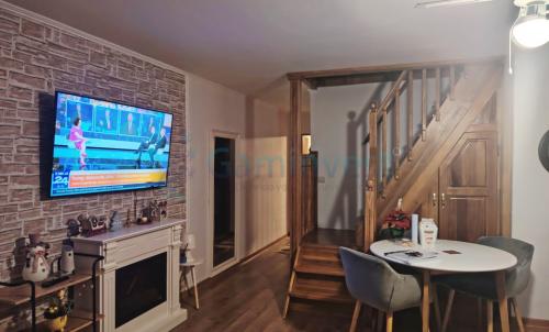 Description of image