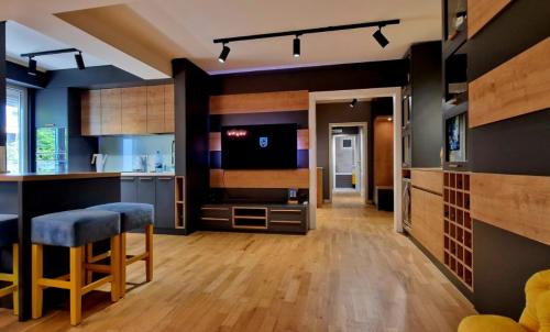 Description of image