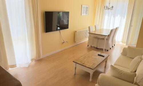 Description of image