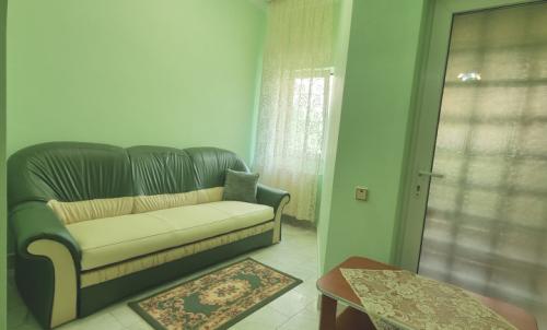 Description of image