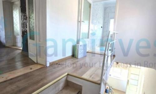 Description of image