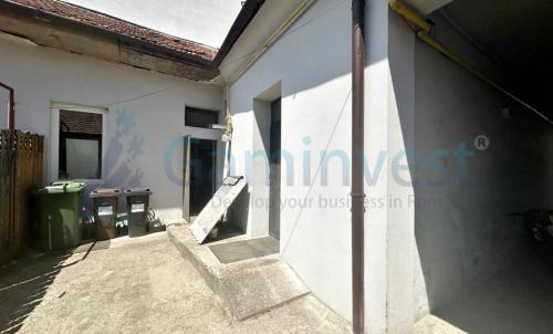 Description of image