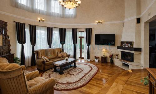 Description of image