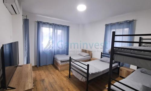 Description of image