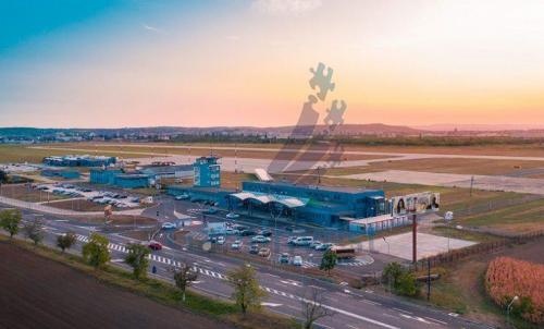 Description of image