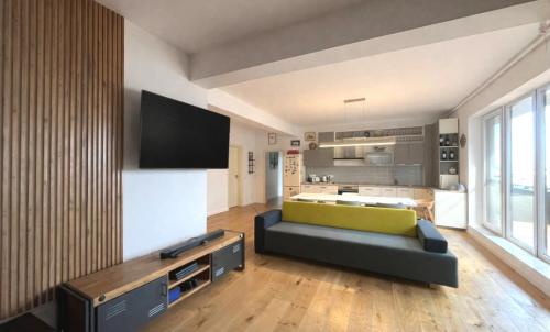 Description of image