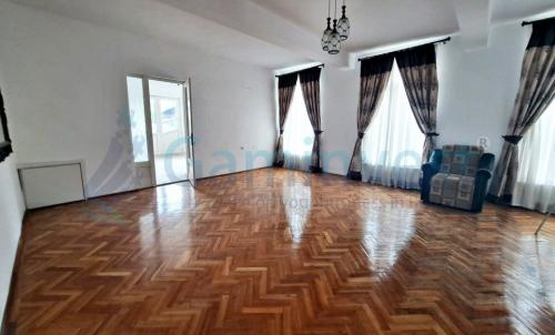 Description of image