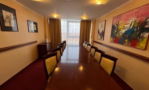 Description of image