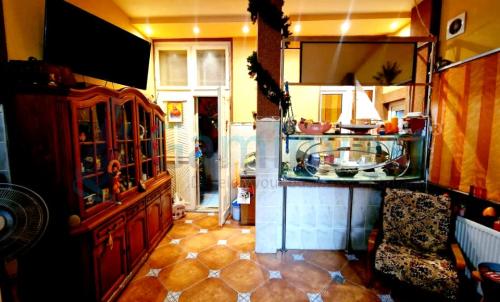 Description of image