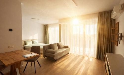 Description of image