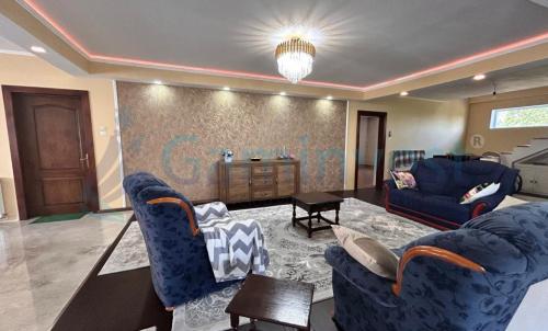 Description of image