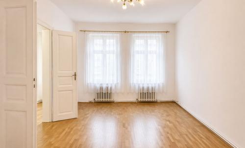 Description of image