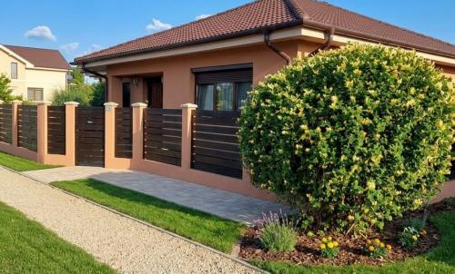 Description of image