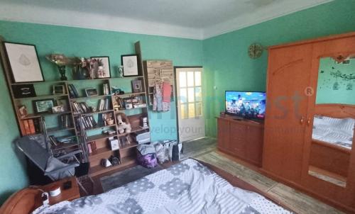 Description of image