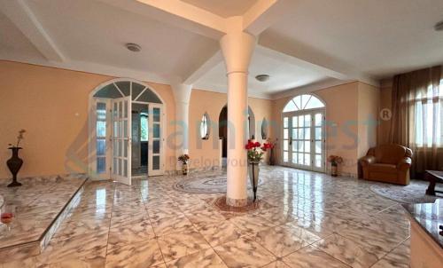 Description of image